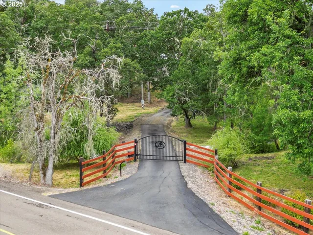 a balcony with an outdoor space