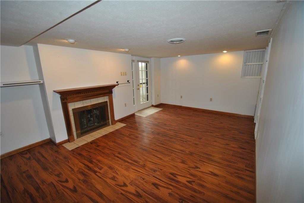 2104 Davis Road Indianapolis, IN 46239 - Photo 18 of 30 Gallery Image 18