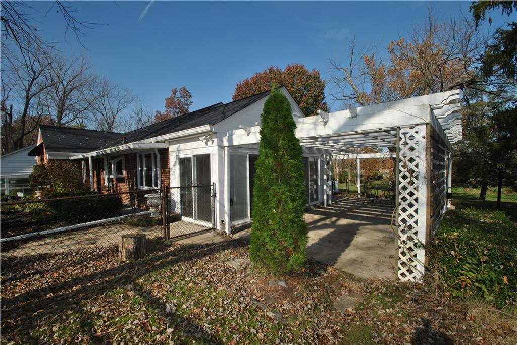 2104 Davis Road Indianapolis, IN 46239 - Photo 3 of 30 Gallery Image 3