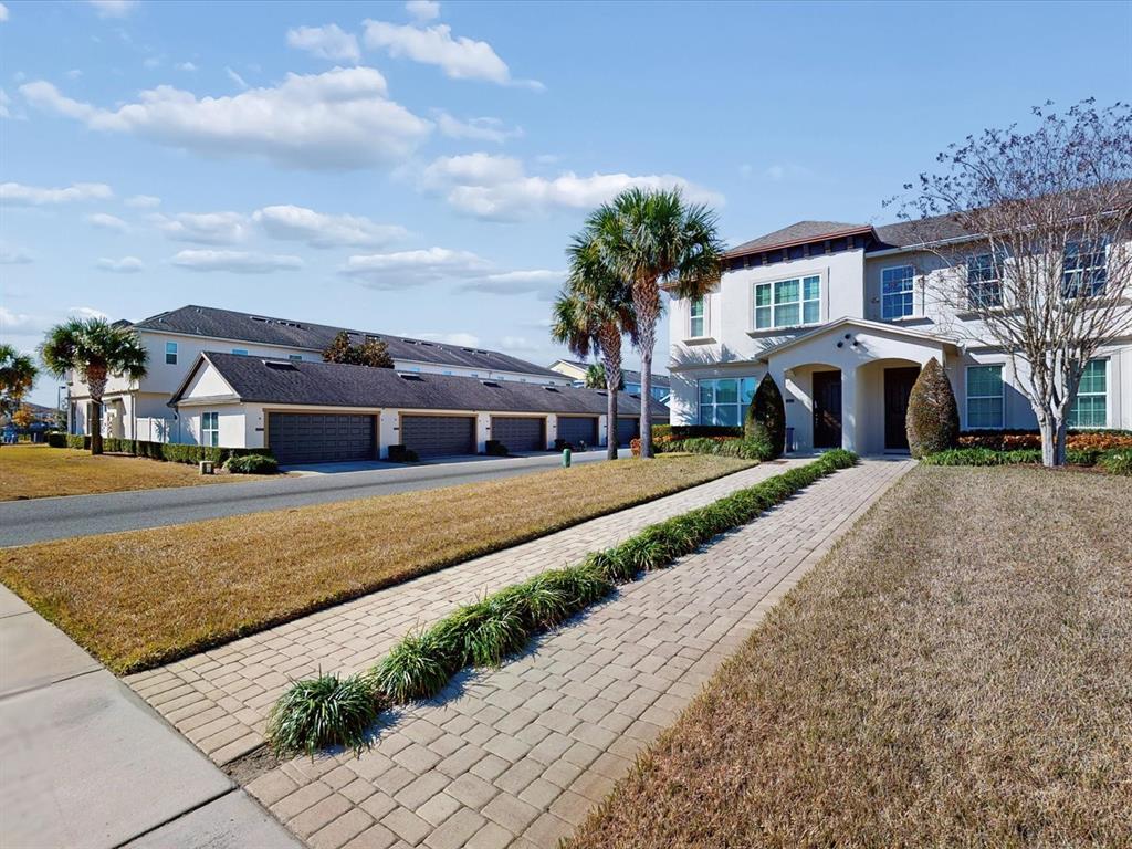 7249 Shadeview Alley Windermere, FL 34786 - Photo 3 of 32