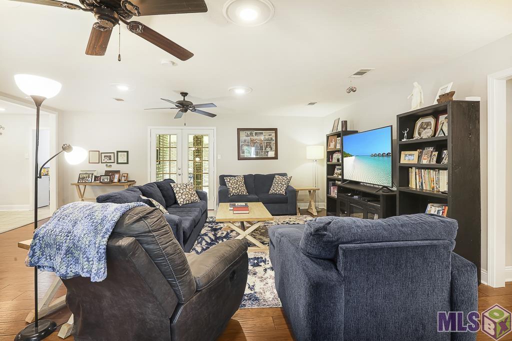 11052 Buxton Road St. Amant, LA 70774 - Photo 13 of 24