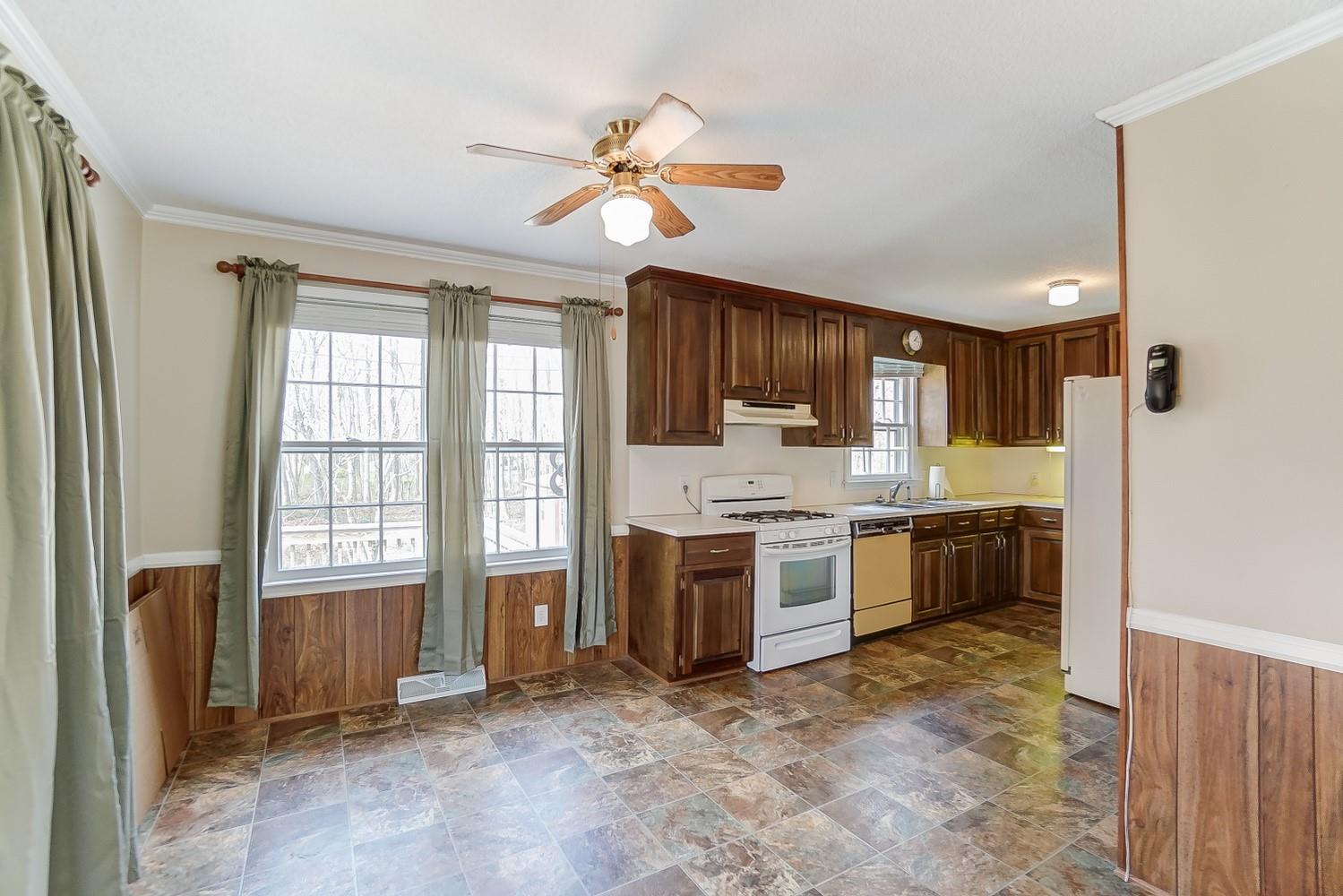 207 Carter Road Monroe, NC 28110 - Photo 10 of 42 Gallery Image 10