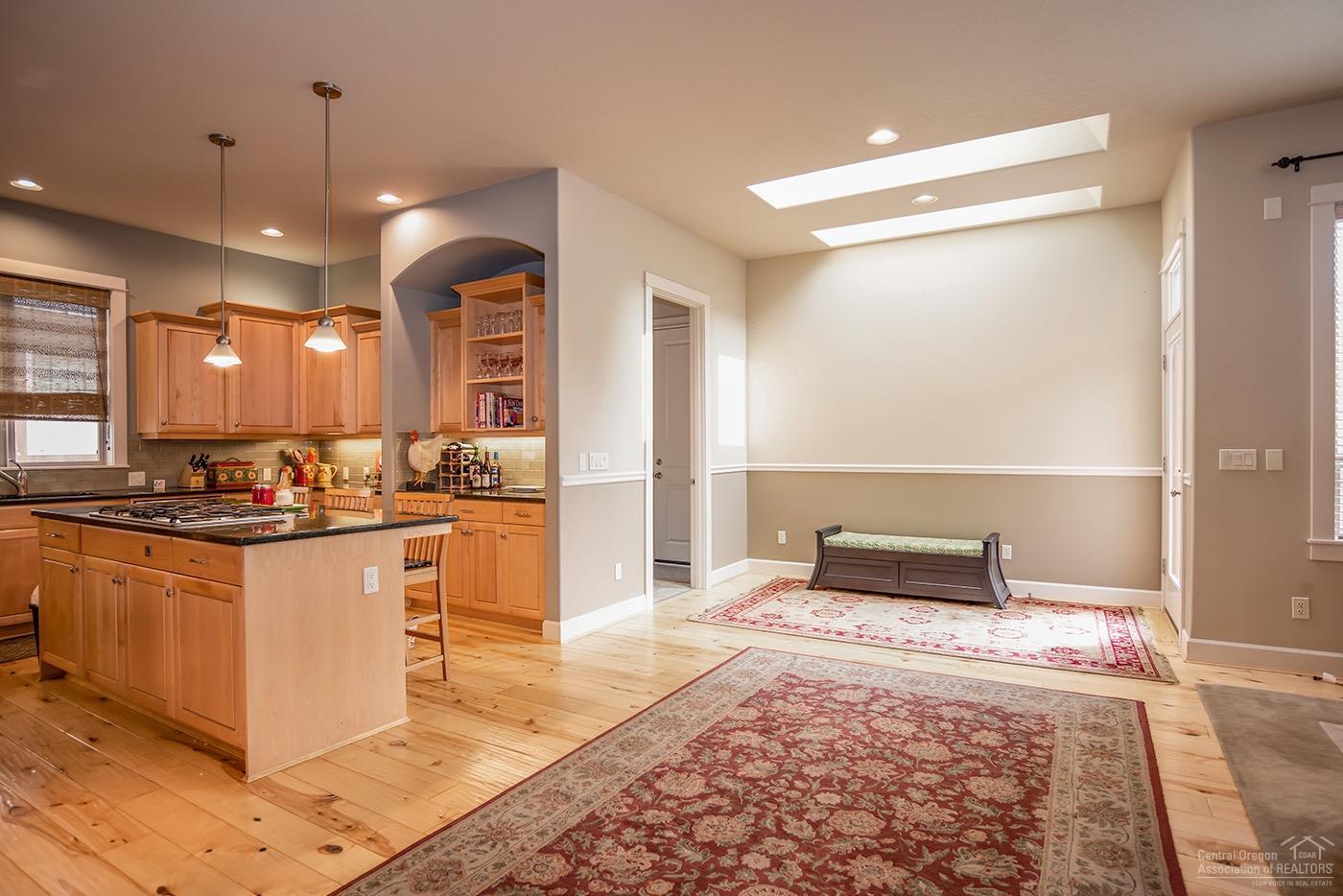 61118 Aspen Rim Lane Bend, OR 97702 - Photo 5 of 25 Additional Photo