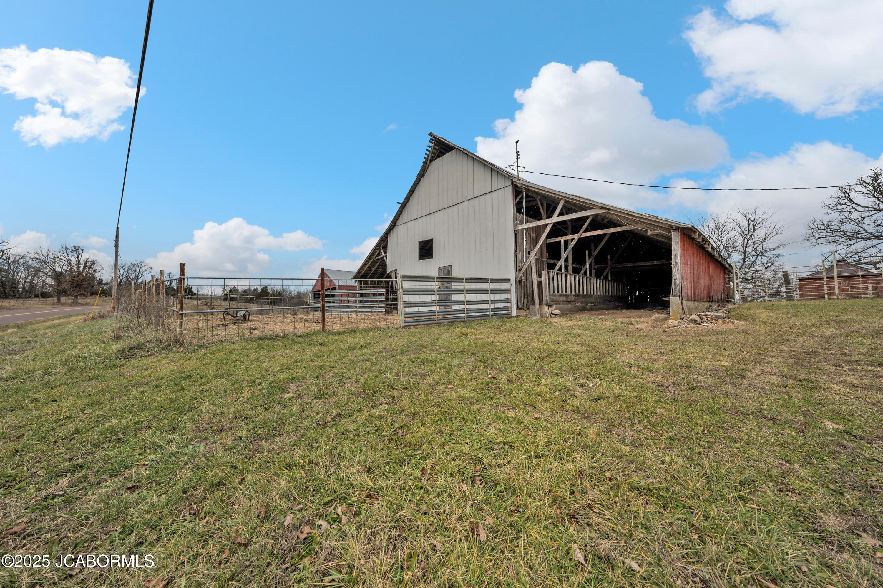 56096 State Route North California, MO 65018 - Photo 12 of 39