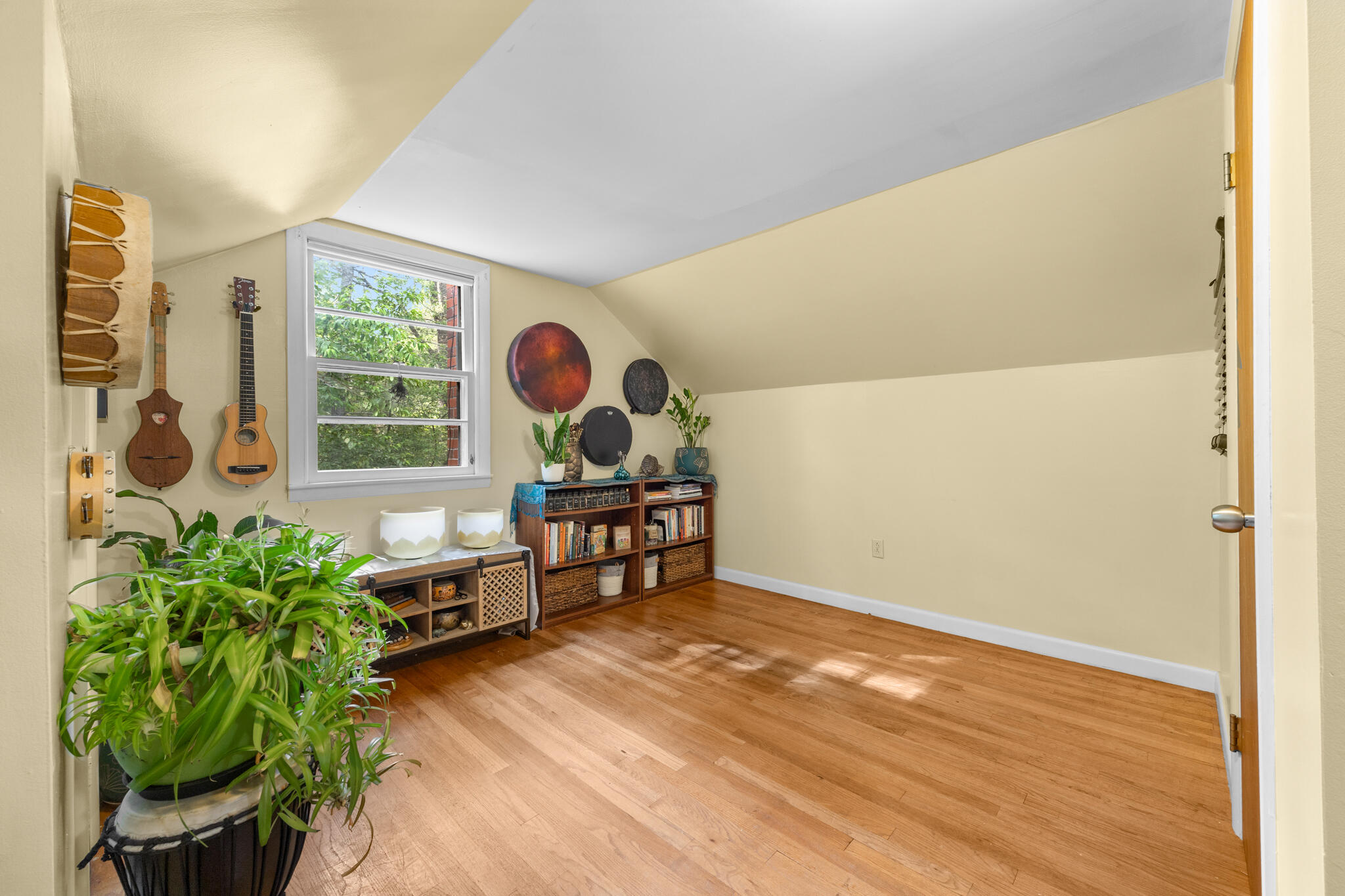 97 Forest Avenue Orono, ME 04473 - Photo 34 of 50 Bedroom 2