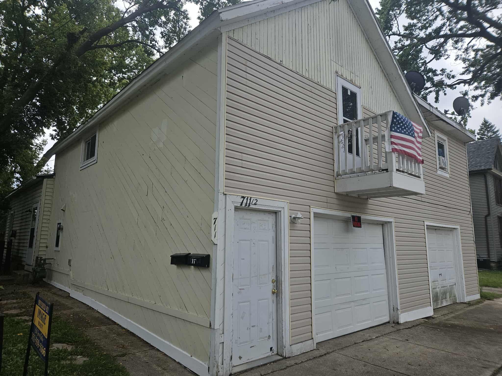 711 Kewaunee Street Racine, WI 53402 - Photo 1 of 1 3b2d61ae-dc27-41f5-867a-003126d61e35