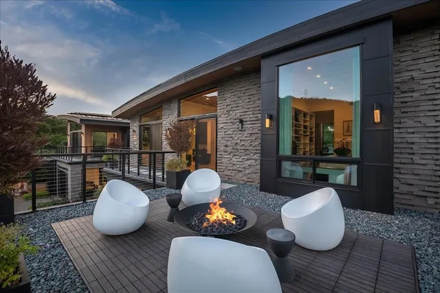 $18,950,000 | 20078 Goetting Court, Saratoga, CA 95070