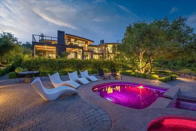 $18,950,000 | 20078 Goetting Court, Saratoga, CA 95070
