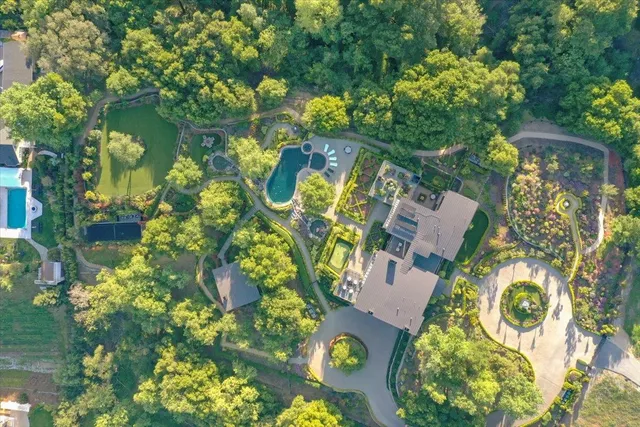 $18,950,000 | 20078 Goetting Court, Saratoga, CA 95070