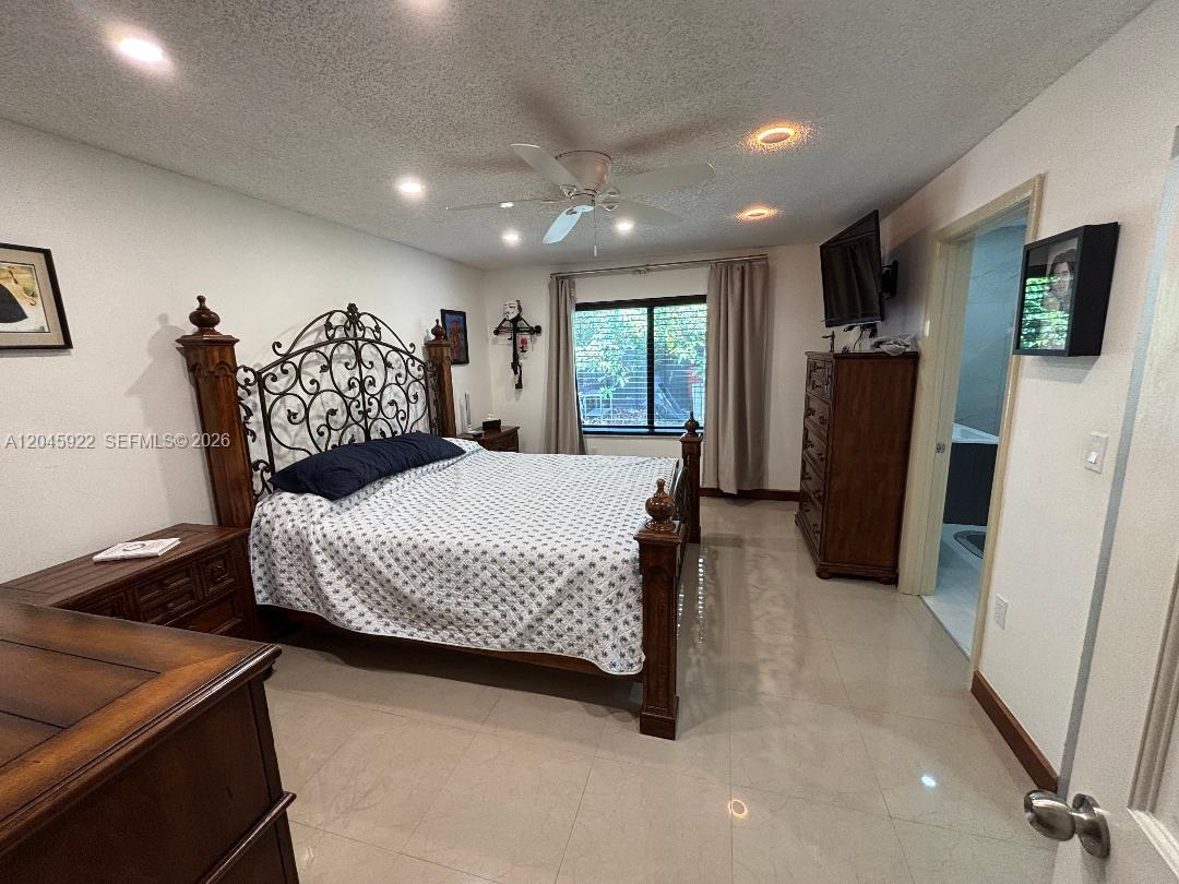 13650 Southwest 283rd Terrace Homestead, FL 33033 - Photo 24 of 44 Master