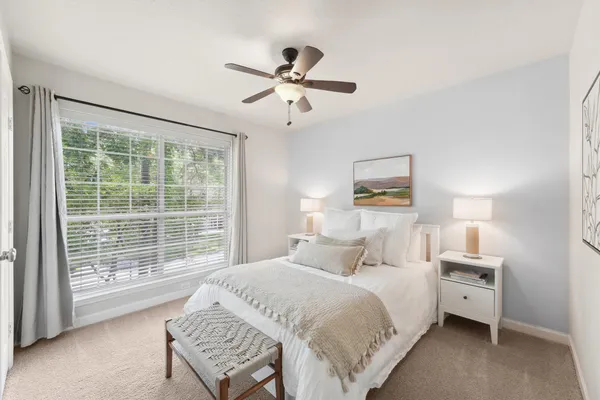 $680,000 | 74 West Summer Storm Circle, The Woodlands, TX 77381