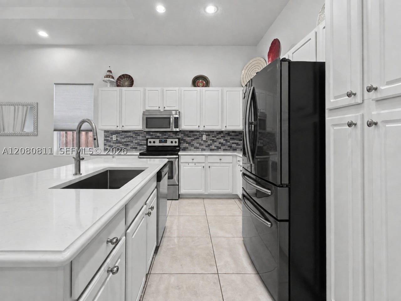 15086 Southwest 176th Street Miami, FL 33187 - Photo 11 of 43 Gallery Image 11