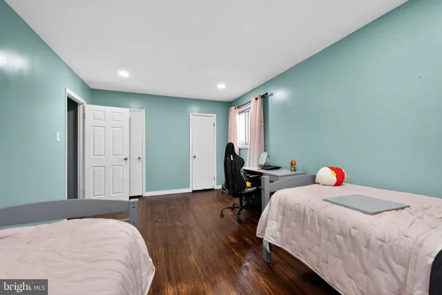 $475,000 | 550 Penn Avenue, Glenside, PA 19038