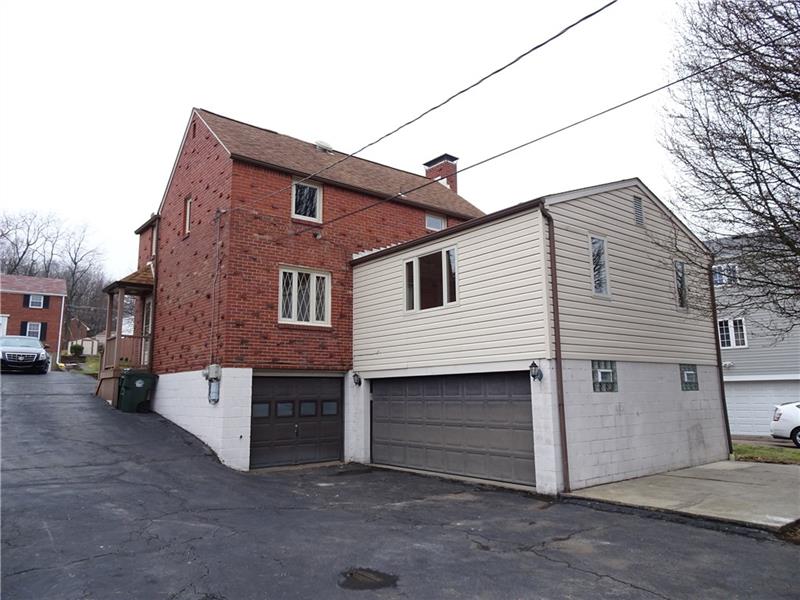 5307 Highgrove Road Whitehall, PA 15236 - Photo 3 of 25 Gallery Image 3