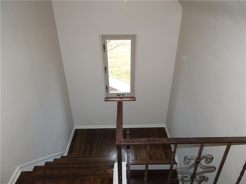 5307 Highgrove Road Whitehall, PA 15236 - Photo 23 of 25 Gallery Image 23