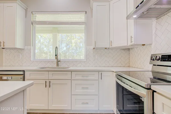 $430,000 | 7622 Alameda Way, Keystone Heights, FL 32656