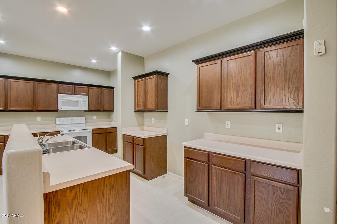 3566 East Michelle Way Gilbert, AZ 85234 - Photo 14 of 40 14-Michelle