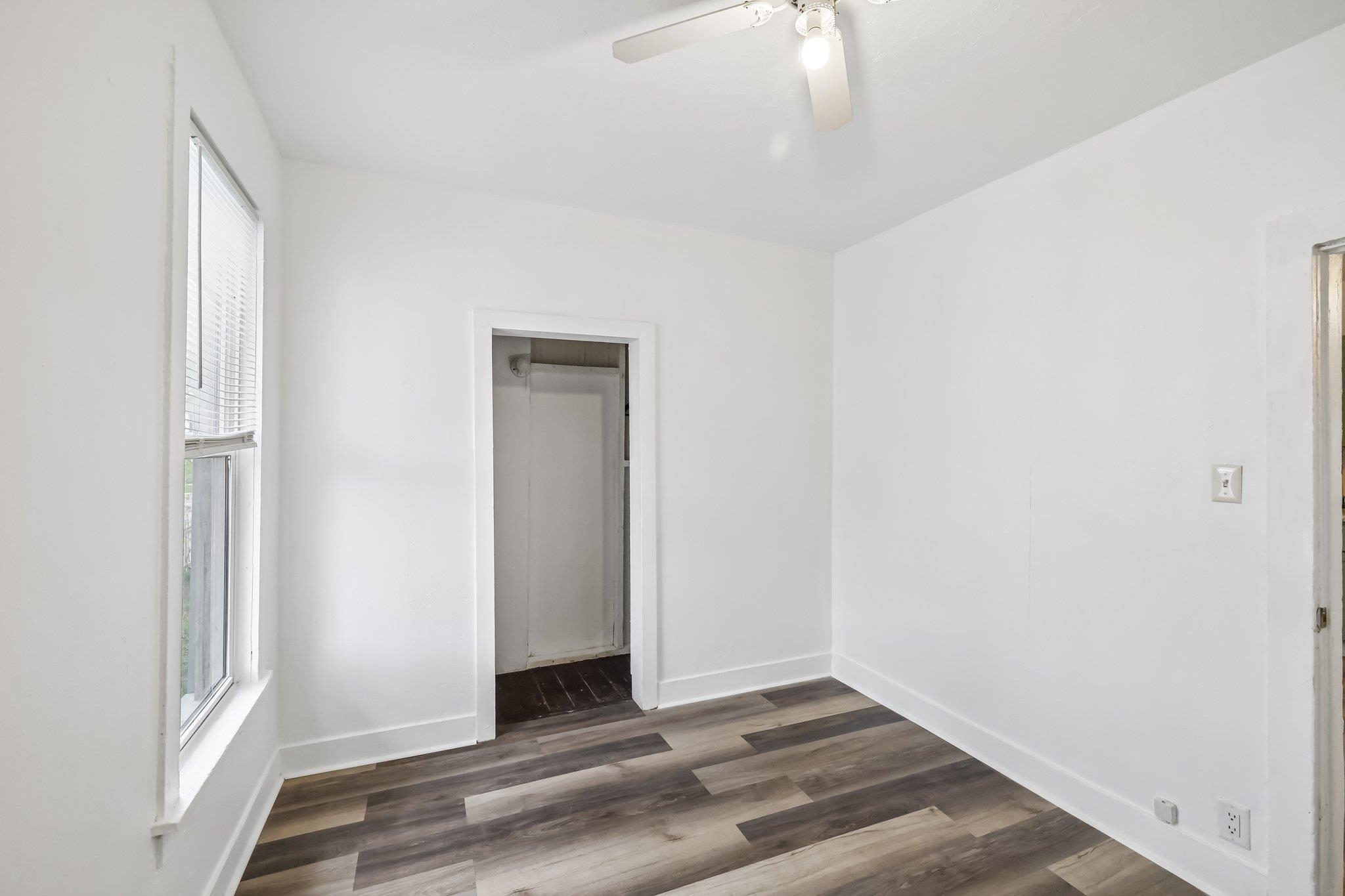 327 8th Baraboo, WI 53913 - Photo 13 of 19