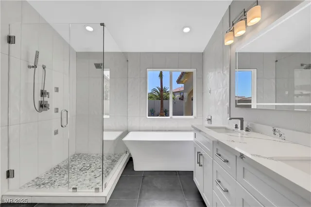 $3,500 | 7379 Majestic Bluff Place, Las Vegas, NV 89113