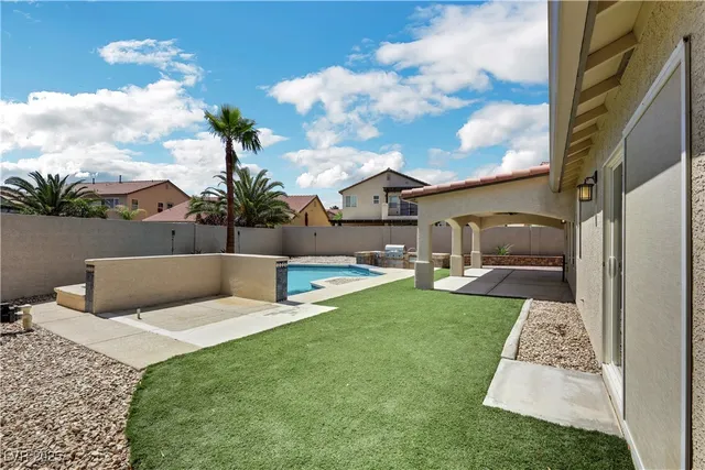 $3,500 | 7379 Majestic Bluff Place, Las Vegas, NV 89113