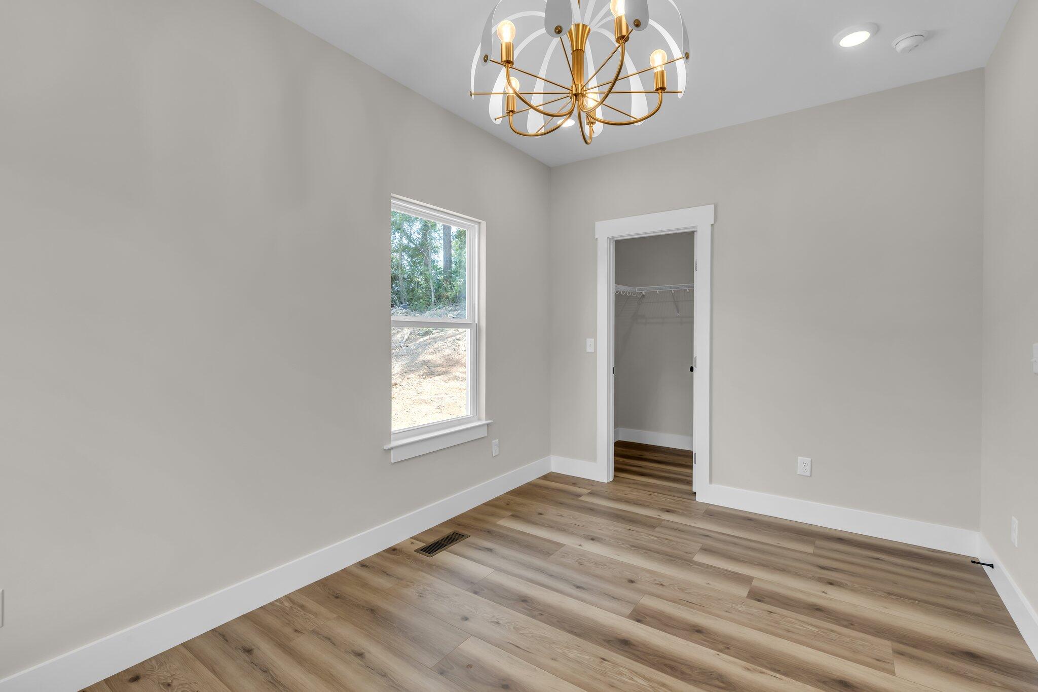 333 Isbill Road Chattanooga, TN 37419 - Photo 15 of 28 15- 333 Isbill Rd