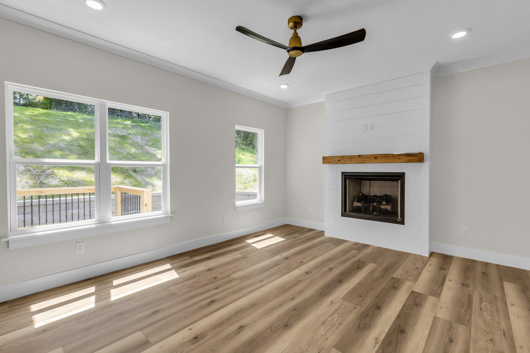 333 Isbill Road Chattanooga, TN 37419 - Photo 10 of 28 10- 333 Isbill Rd