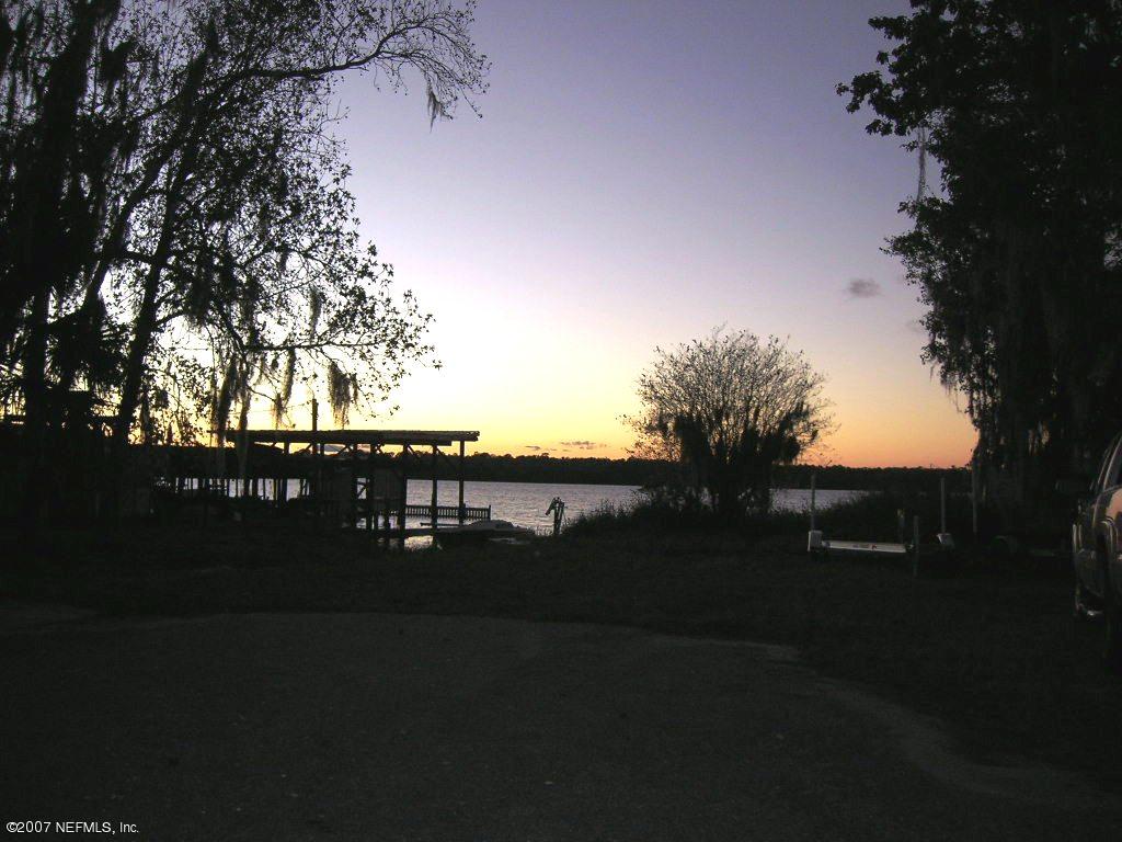 107 Browns Fish Camp Road Crescent City, FL 32112 - Photo 5 of 6 View from end of Road on St. Johns River