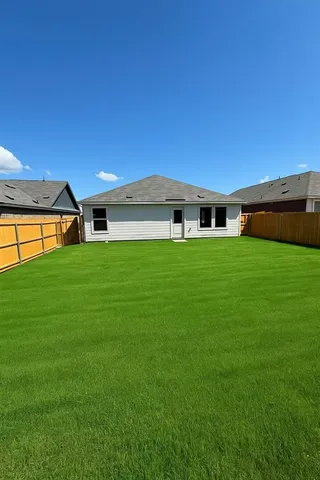 $2,200 | 1271 Falcon Hts Drive, Forney, TX 75126