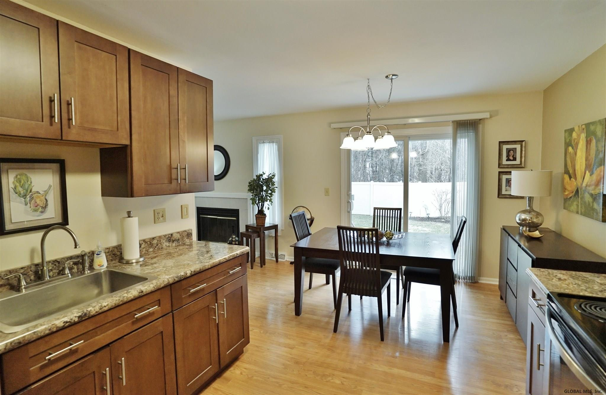 2007 Rosedale Way Guilderland, NY 12303 - Photo 12 of 34 Photo 12
