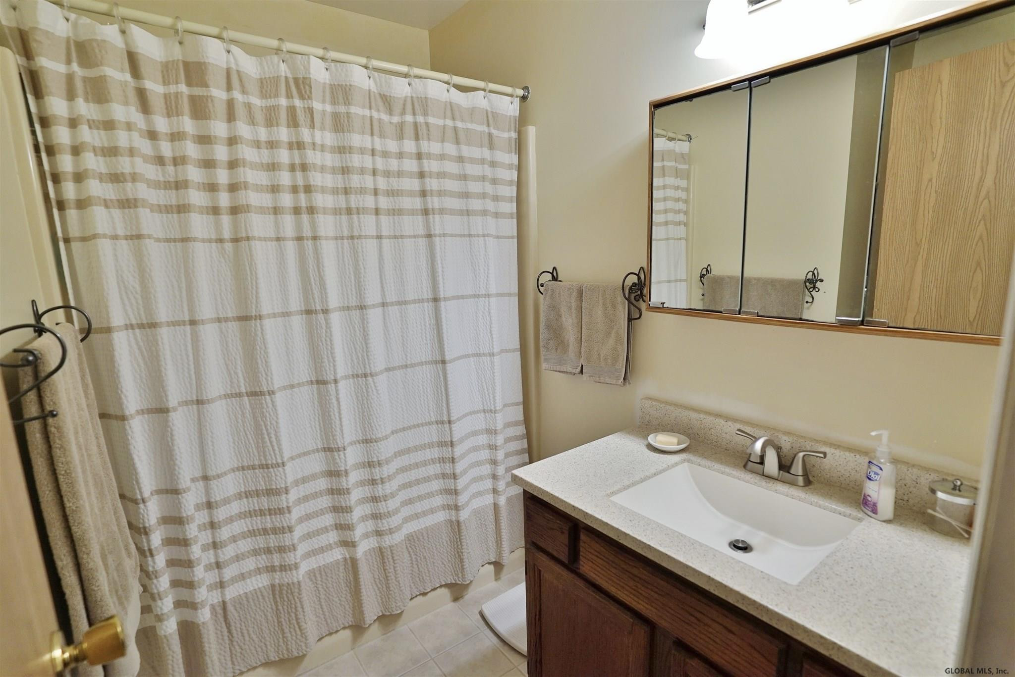 2007 Rosedale Way Guilderland, NY 12303 - Photo 20 of 34 Photo 21