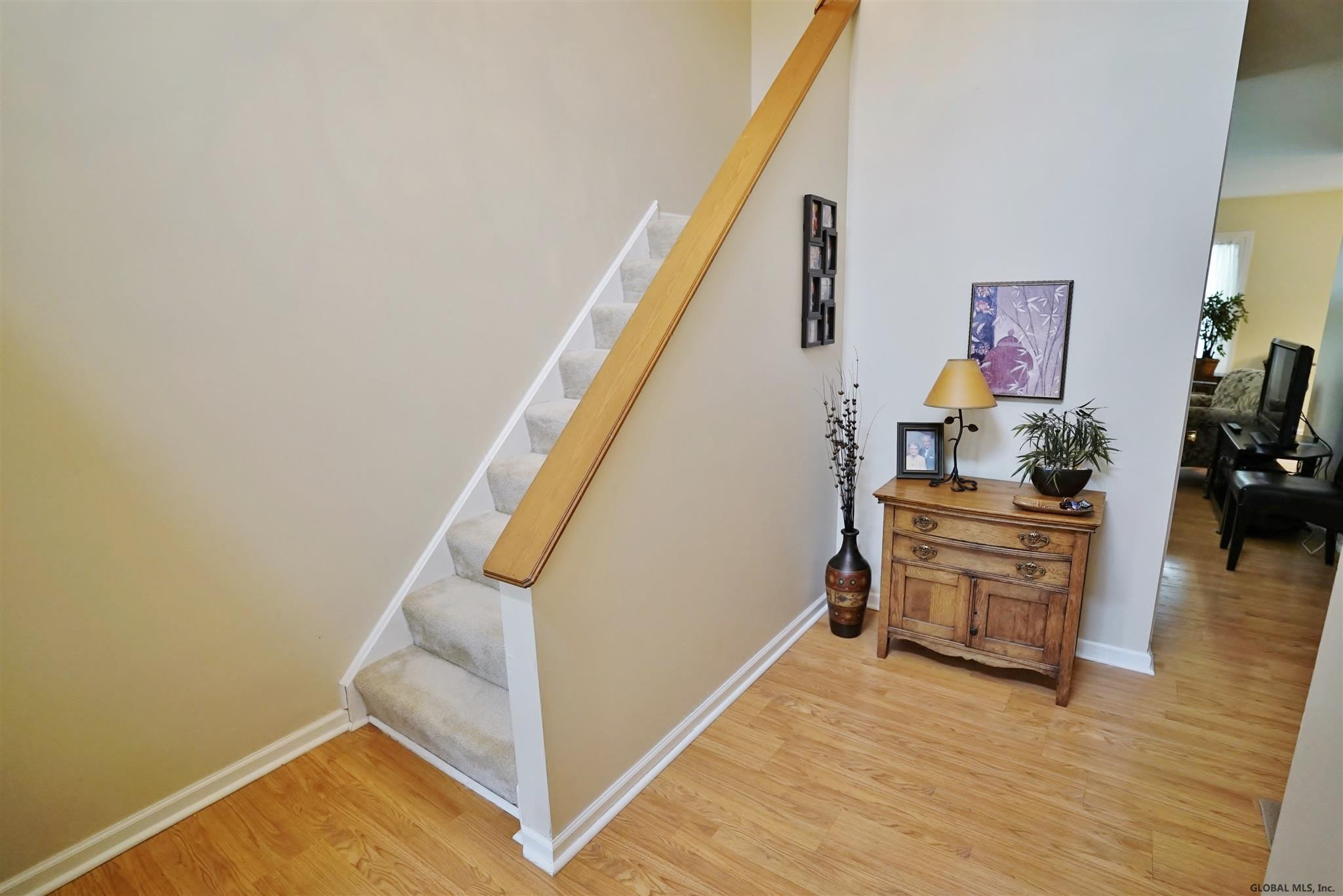 2007 Rosedale Way Guilderland, NY 12303 - Photo 3 of 34 Photo 3