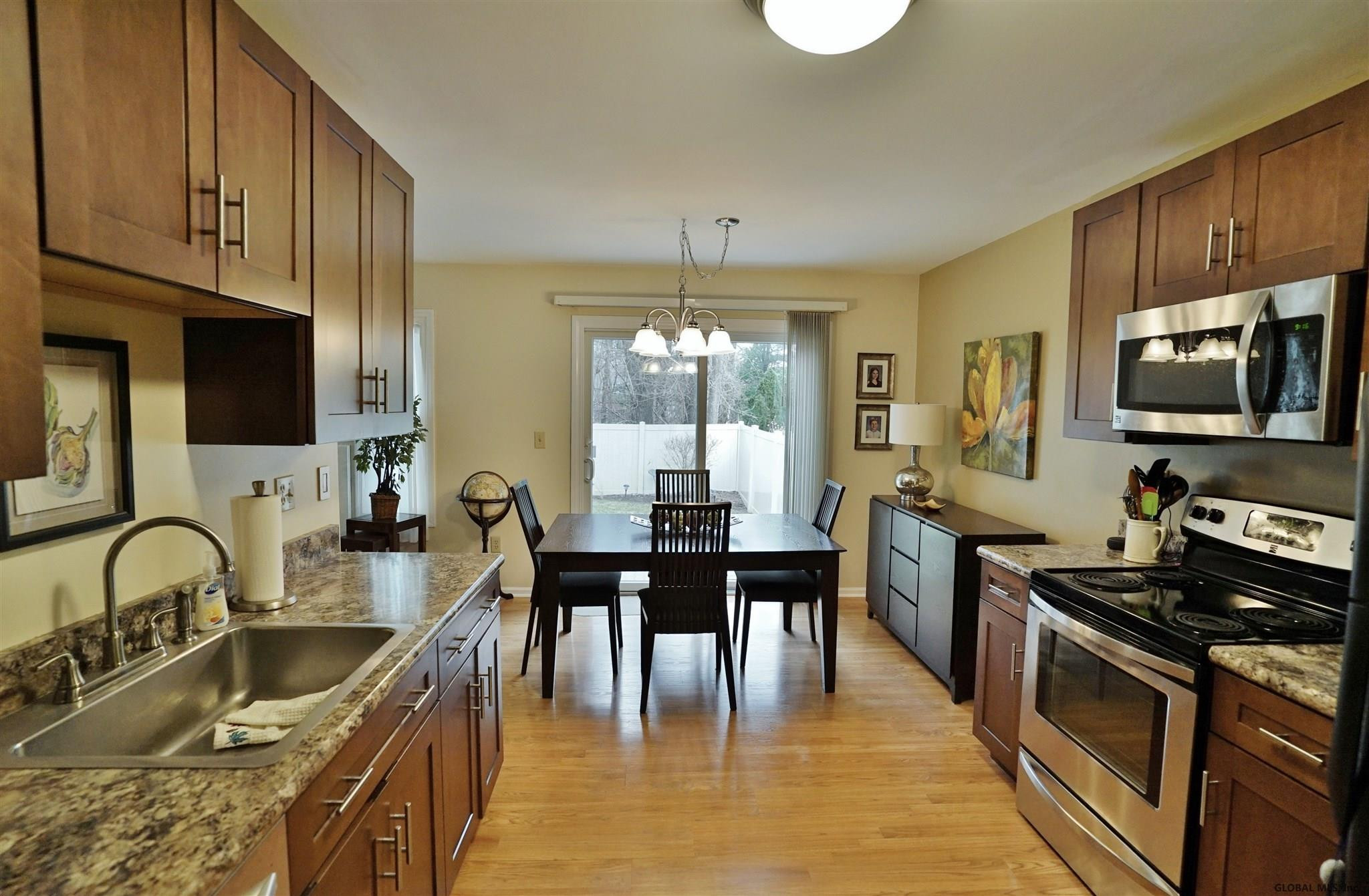 2007 Rosedale Way Guilderland, NY 12303 - Photo 10 of 34 Photo 10