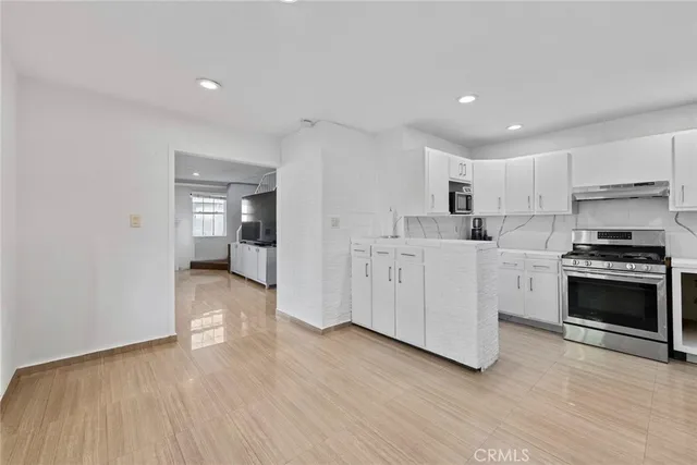 $915,000 | 4080 Broadway Avenue, Huntington Park, CA 90255