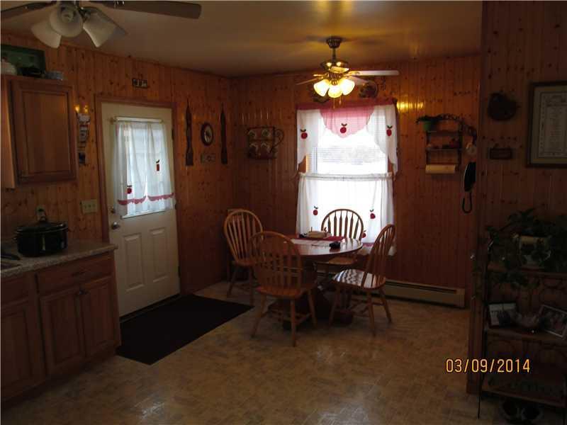 85 Carll Road Buxton, ME 04093 - Photo 11 of 17 Kitchen.