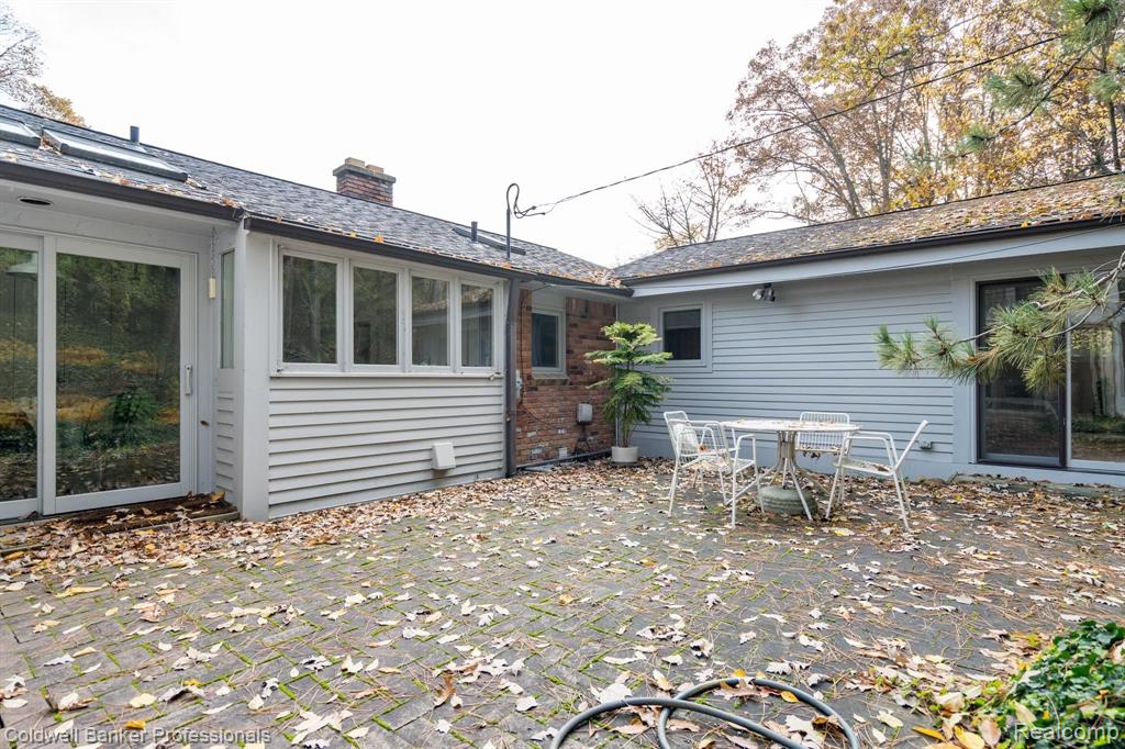 1277 Dutton Road Rochester Hills, MI 48306 - Photo 28 of 37