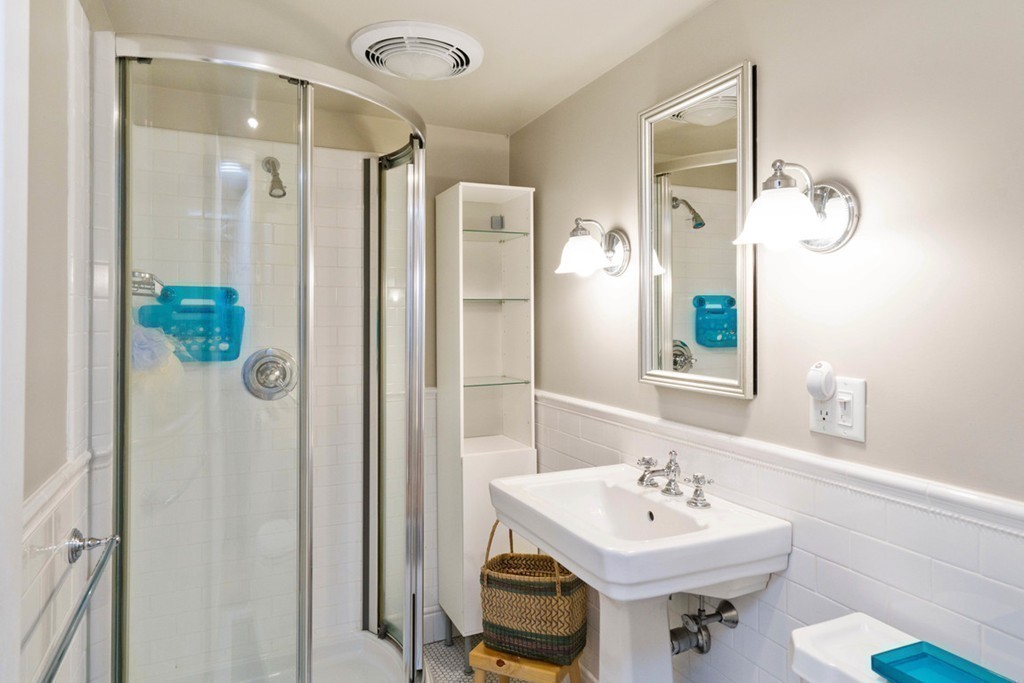 44 Cliff Road Milton, MA 02186 - Photo 20 of 30 Gallery Image 20