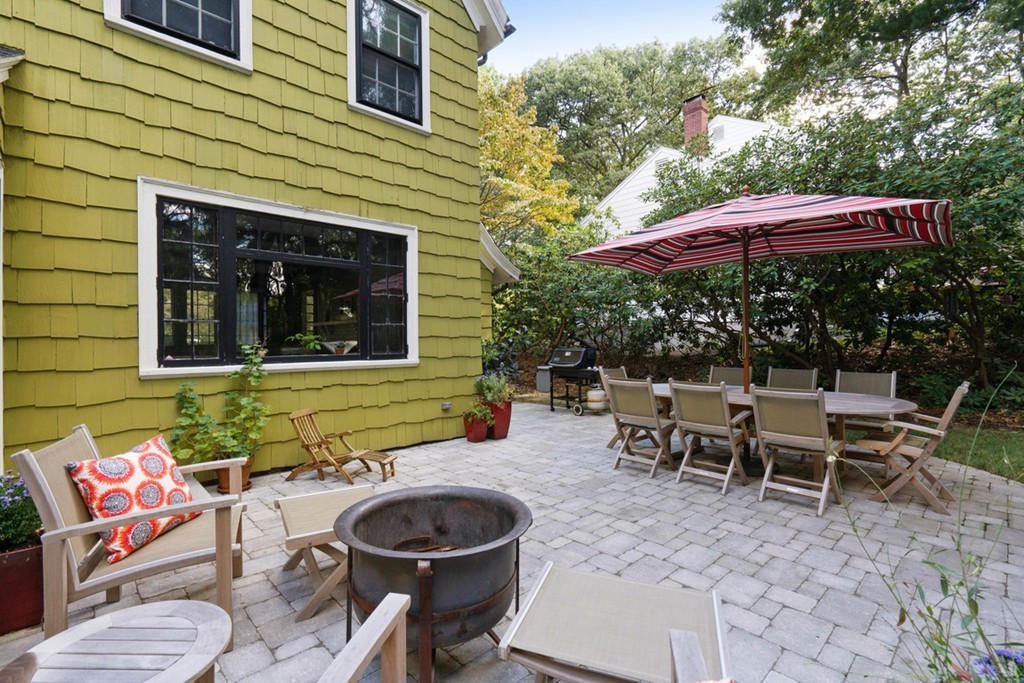 44 Cliff Road Milton, MA 02186 - Photo 25 of 30 Gallery Image 25