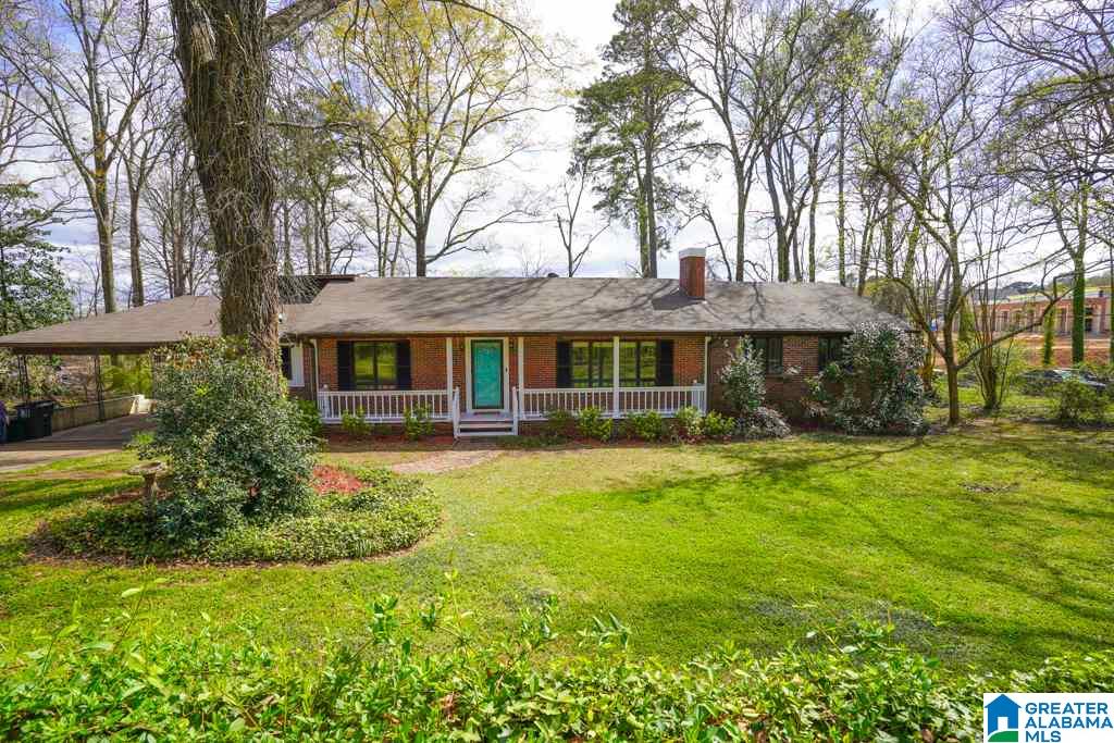 156 Kenilworth Road Bessemer, AL 35023 - Photo 2 of 47