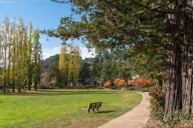 $1,100,000 | 38 Creekside Court, Corte Madera, CA 94925