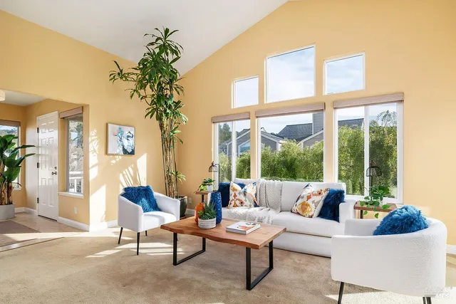 $1,100,000 | 38 Creekside Court, Corte Madera, CA 94925