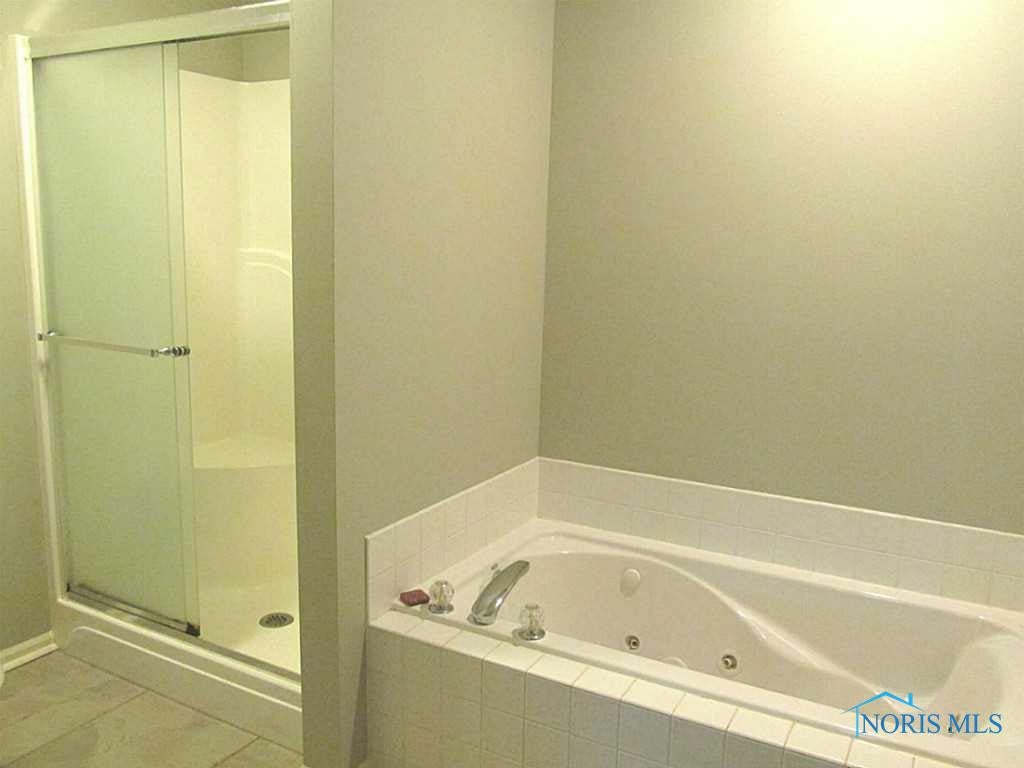 1114 Waterville Monclova Road, Unit 6 Waterville, OH 43566 - Photo 14 of 20 Gallery Image 14
