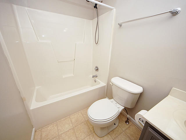 2262 Folly Road, Unit 2I Charleston, SC 29412 - Photo 19 of 36 20