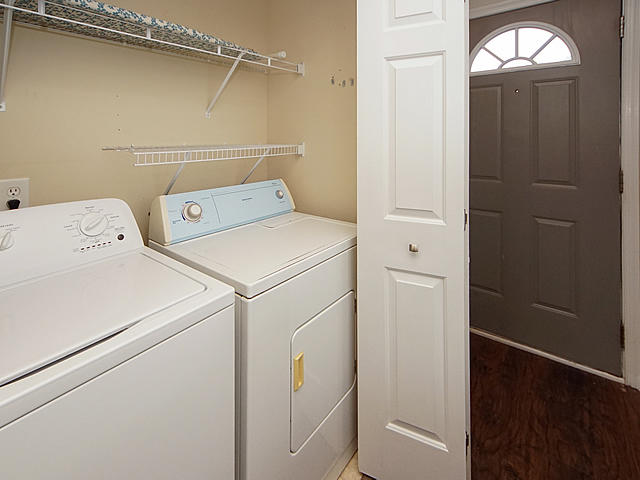 2262 Folly Road, Unit 2I Charleston, SC 29412 - Photo 6 of 36 02