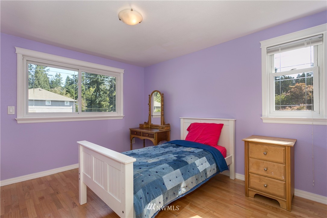 5708 153rd Place Southwest Edmonds, WA 98026 - Photo 17 of 25 Gallery Image 17