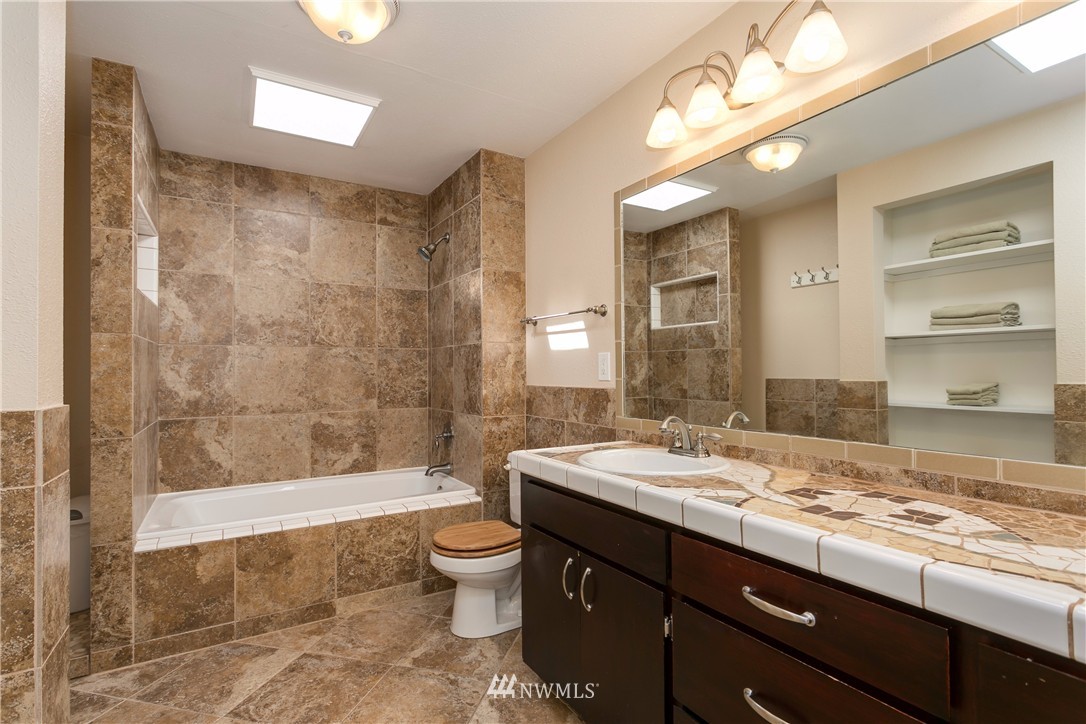 5708 153rd Place Southwest Edmonds, WA 98026 - Photo 19 of 25 Gallery Image 19