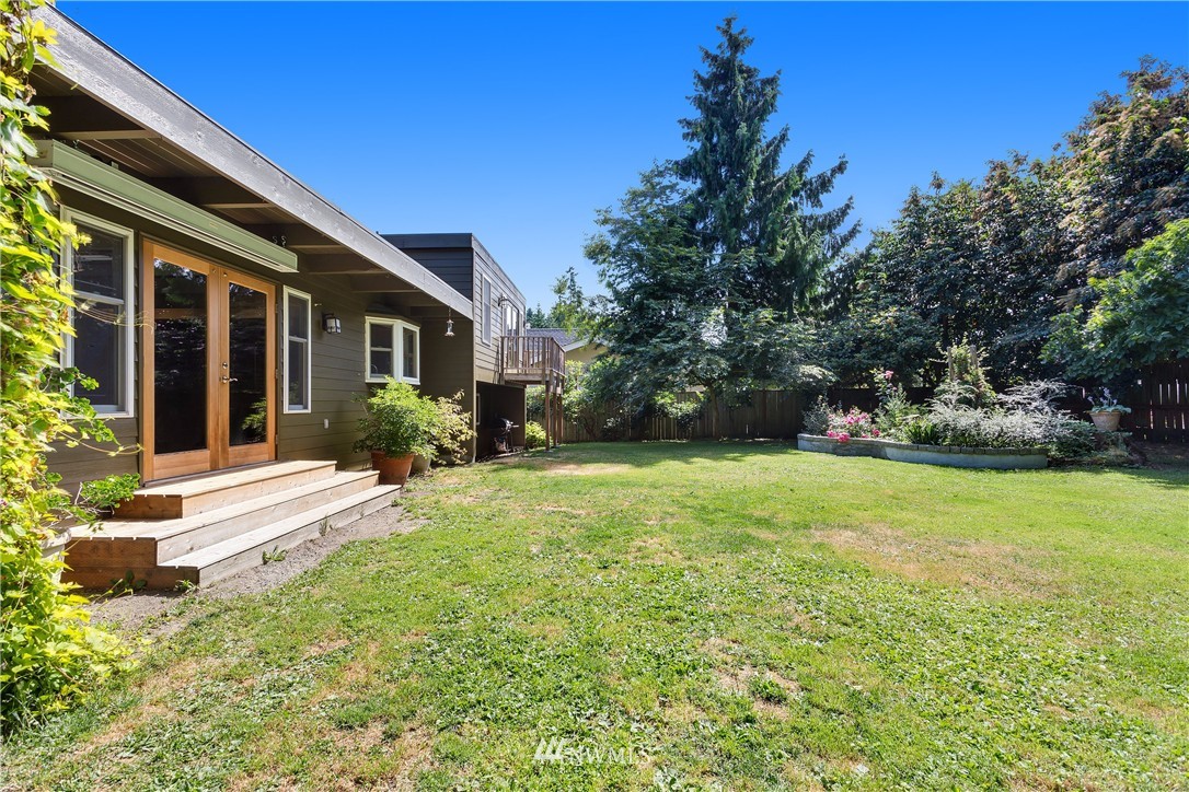 5708 153rd Place Southwest Edmonds, WA 98026 - Photo 24 of 25 Gallery Image 24