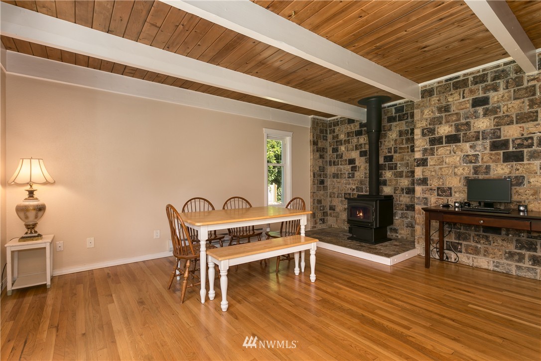 5708 153rd Place Southwest Edmonds, WA 98026 - Photo 6 of 25 Gallery Image 6