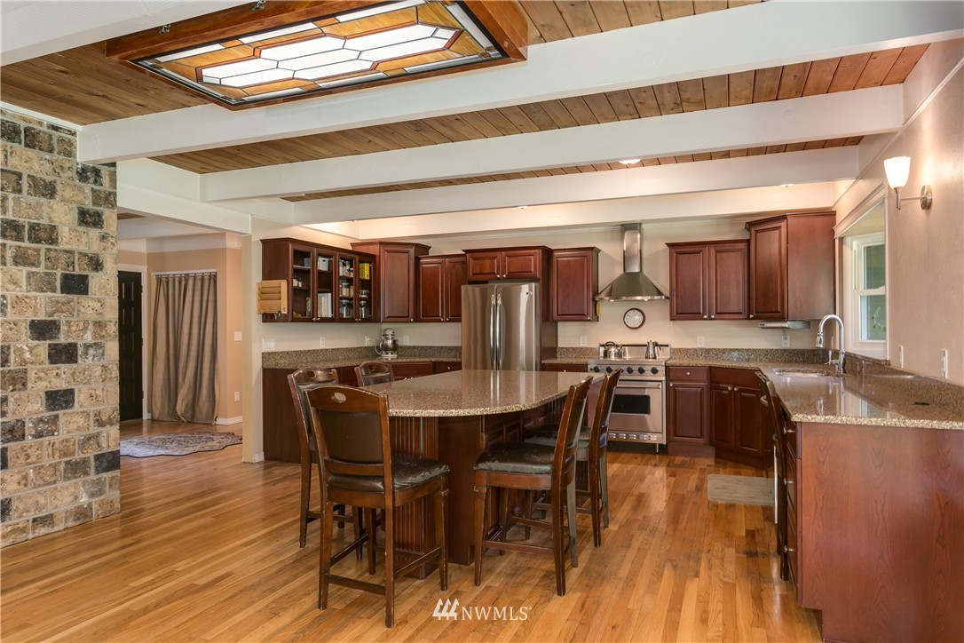 5708 153rd Place Southwest Edmonds, WA 98026 - Photo 8 of 25 Gallery Image 8