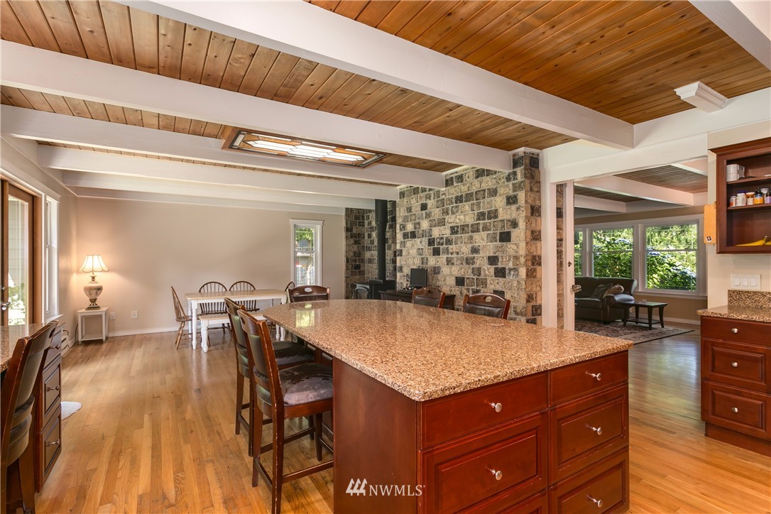 5708 153rd Place Southwest Edmonds, WA 98026 - Photo 10 of 25 Gallery Image 10
