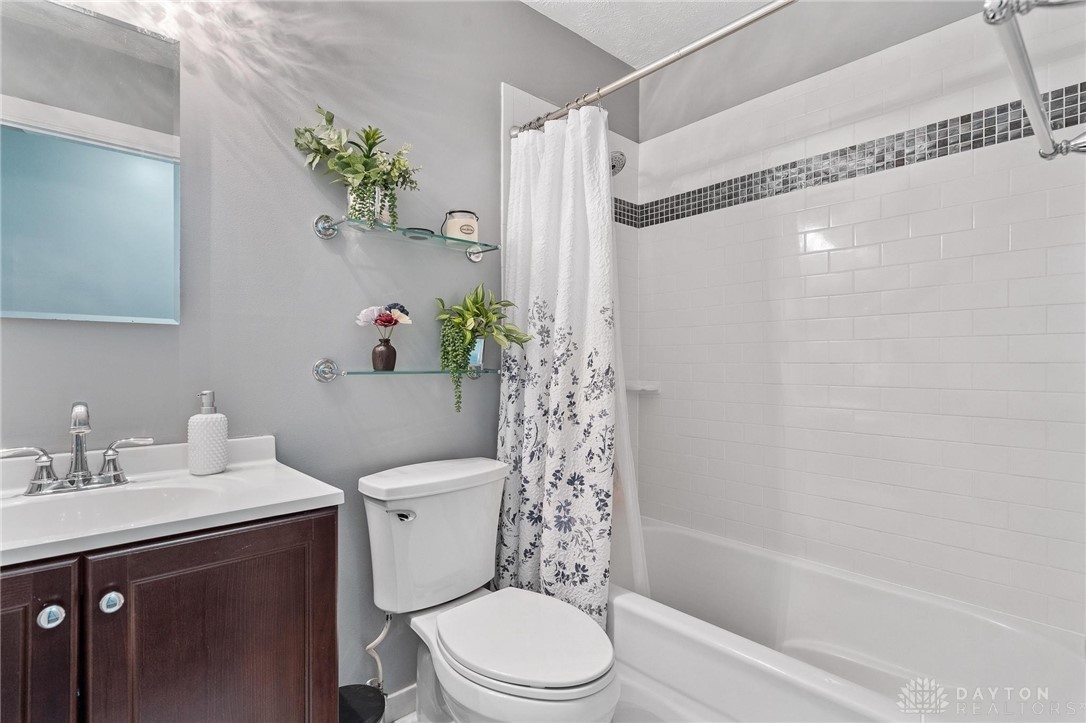 6226 Shull Road Huber Heights, OH 45424 - Photo 14 of 25 Gallery Image 14